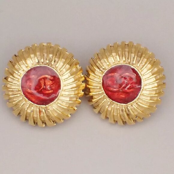 CHANEL Logo Gripoix Round Button Earrings Clip-On Gold Red - Picture 1 of 7